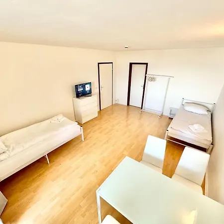 Lejlighed Ailiv City Flat 106 *